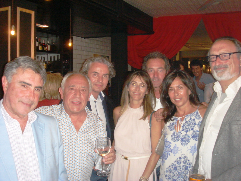 Carlos Trigo, Guillermo Hernaiz y amigos en el afterwork Alex Corner by Milo